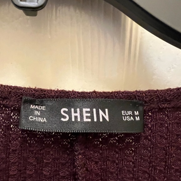 Maroon long sleeve with knot tie - Picture 3 of 4